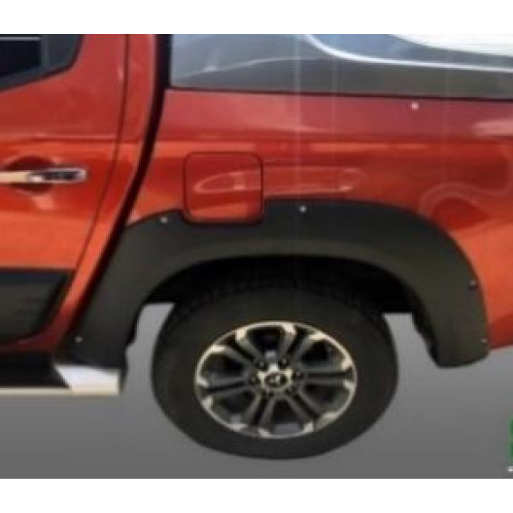 MITSUBISHI L200 2019 VE ÜZERİ ÇIKINTILI CİVATALI ÇAMURLUK KAPLAMA TEK DEPO